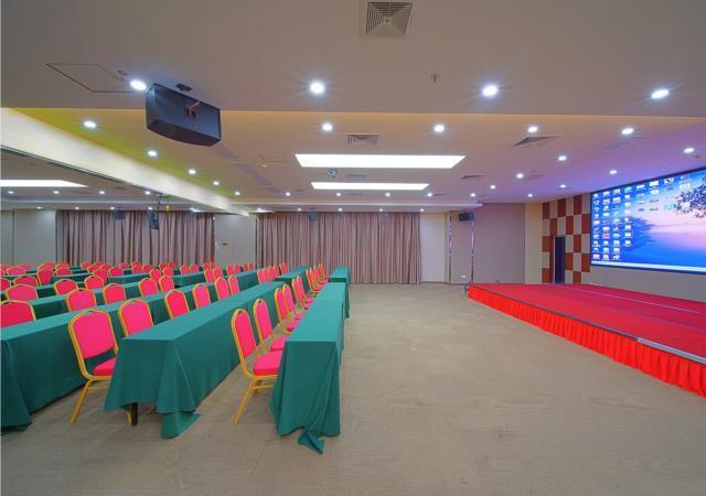 Фошань: Borrman Hotel Foshan Lishui Heshun