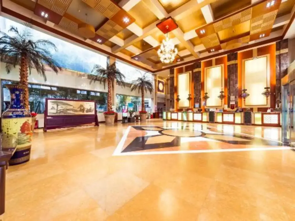 Синтай: Tianyi Wenquan Huayuan Hotel