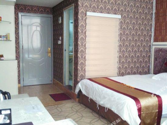 Чунцин: Yueting Business Hotel
