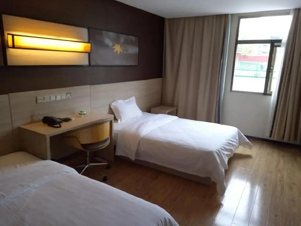 Meitan Sunshine Hotel — фото 1
