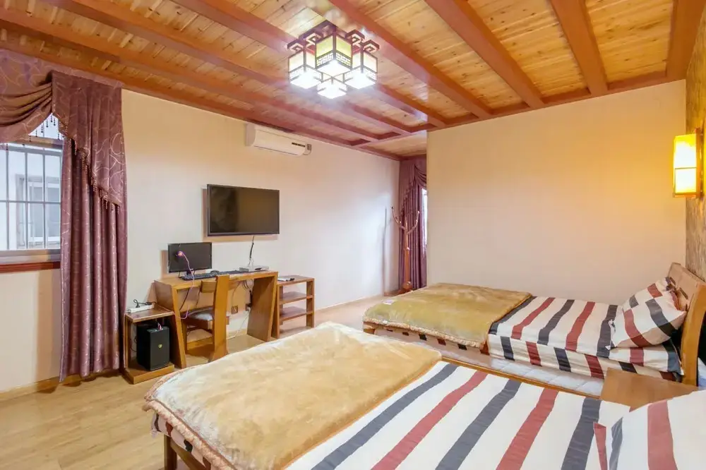 Дали: Tongyuanju Inn