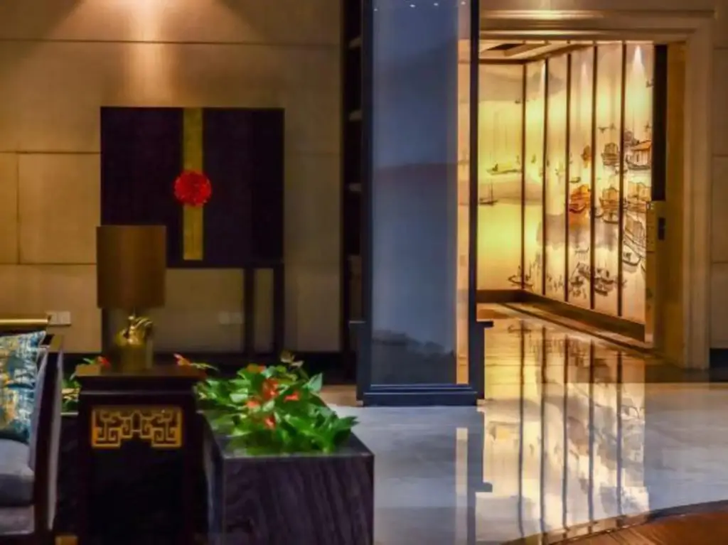 Нинбо: PULUN HoTEL (Cixi Wuyue Plaza)