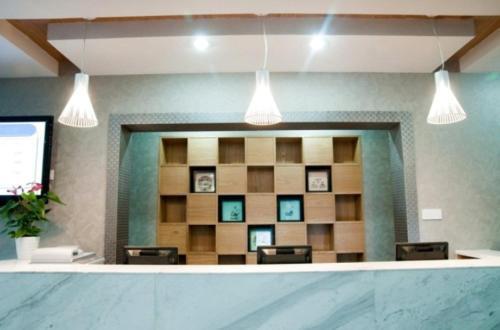 Ханчжоу: Xinyu Hotel (Hangzhou Zhejiang University Huajiachi Campus)