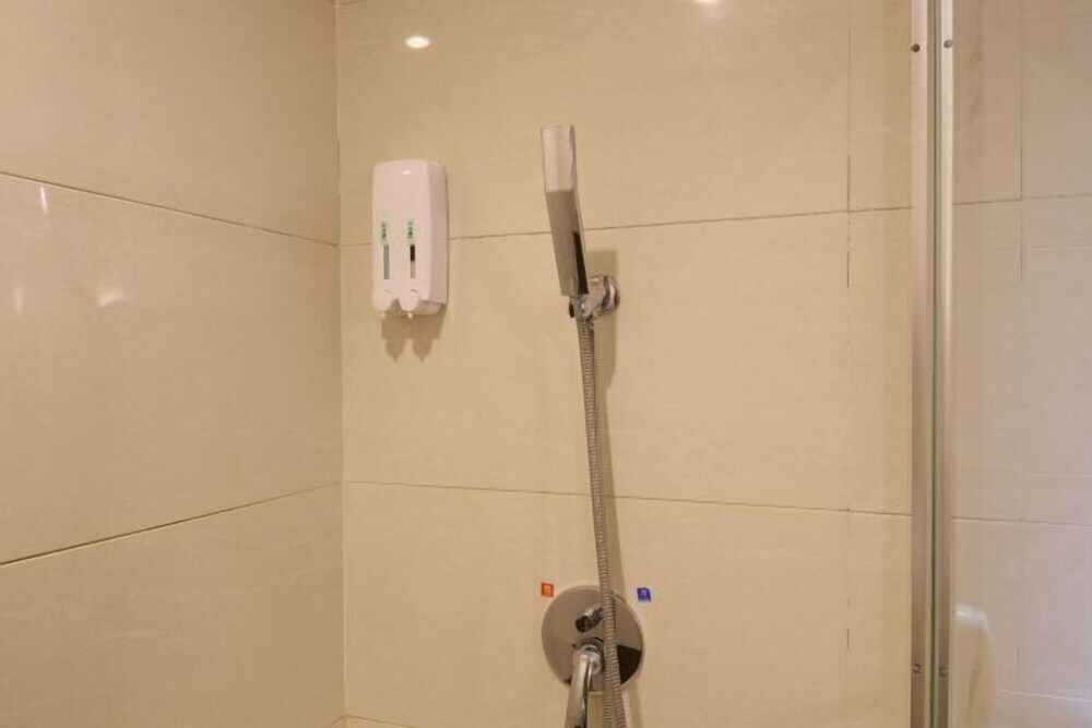 Лючжоу: Yijia San Jiang Hotel