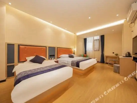 Куньмин: 926 Joyful Hotel