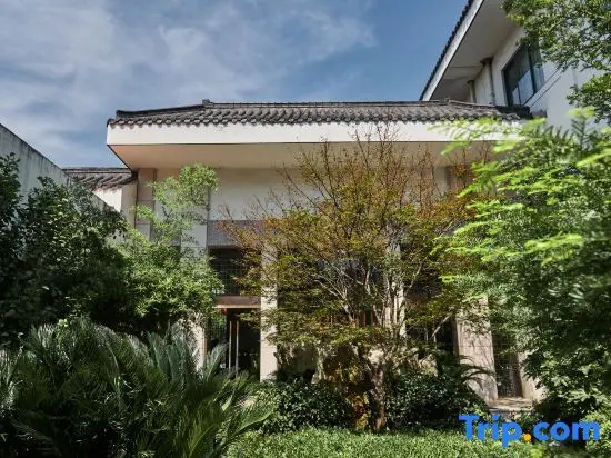 Янчжоу: Yangzhou Slender West Lake Wisteria Hotel