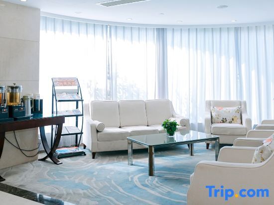 Янчжоу: Yangzhou Slender West Lake Wisteria Hotel