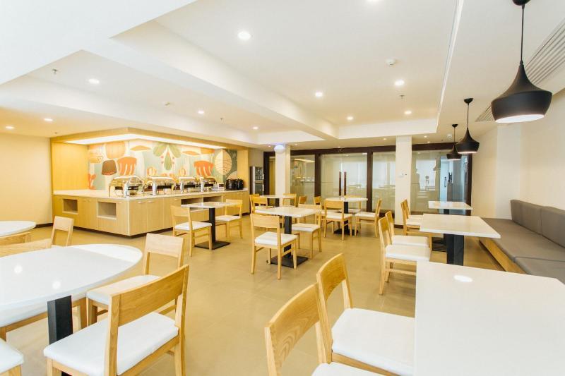 Сиань: Hanting Express (Xi'an Qujiang Convention and Exhi