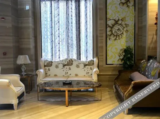 Сяньнин: Tianlun Huangchao International Hotel(Chibi North Railway Station)