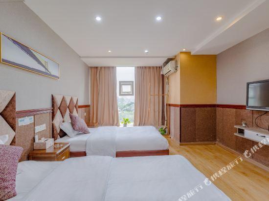 Zhizhou Business Hotel — фото 1