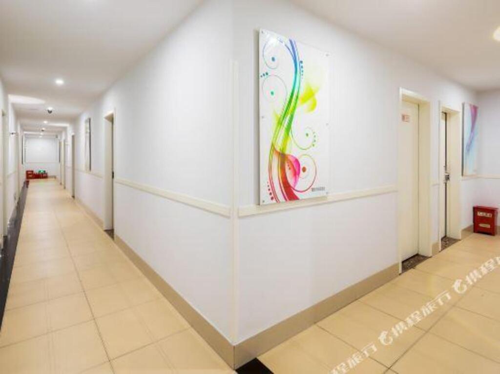 Нанкин: 100 Inn Liangpin Hotel (Nanjing Maigaoqiao Subway Station)