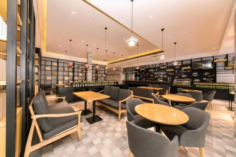 Шанхай: JI Hotel Shanghai Lujiazui Pudong Avenue