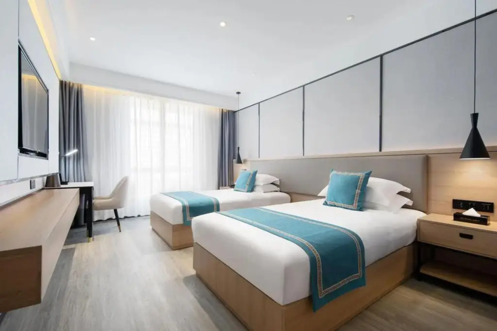 Санья: Superior Hotel (Sanya Eternal Love Duty Free City)
