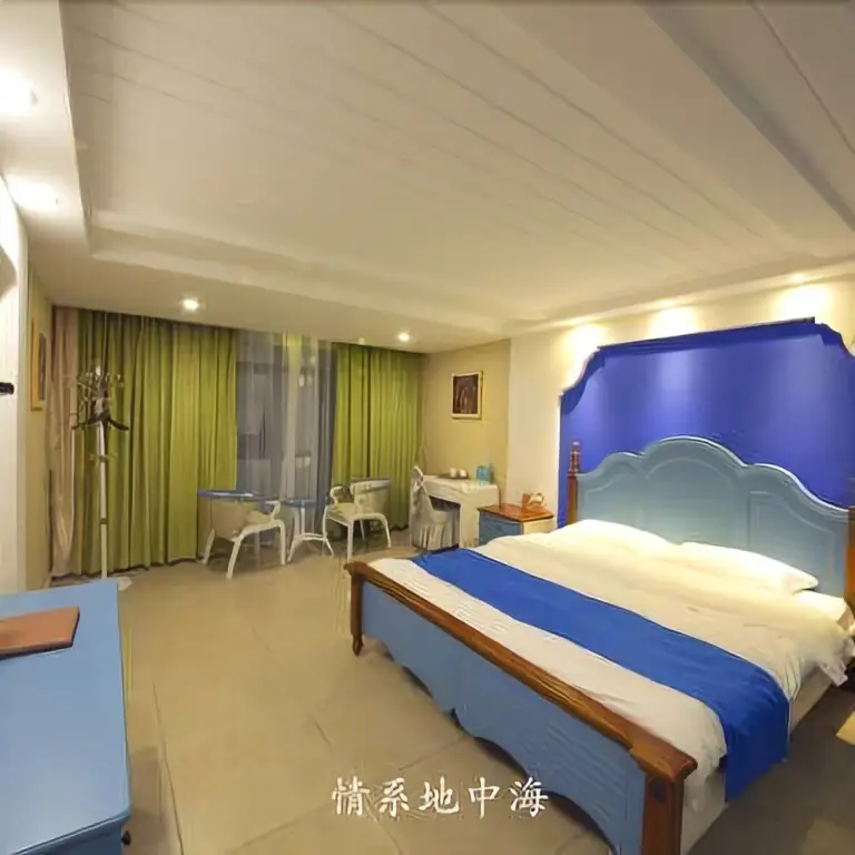 Weisaitie Theme Hotel — фото 1