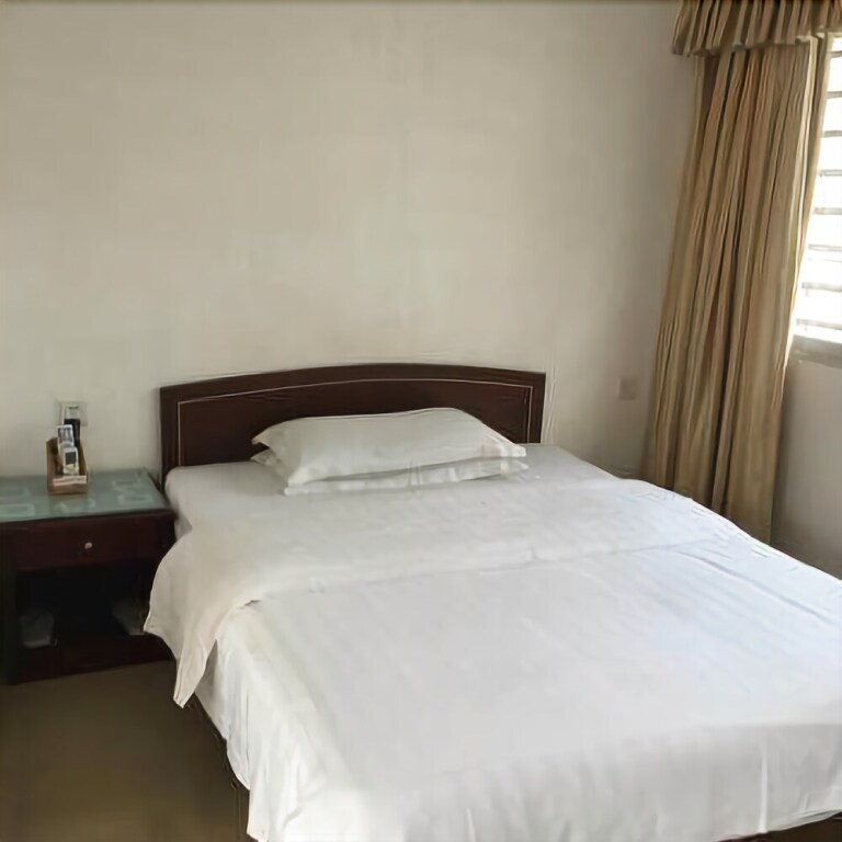 Чжухай: Jinlesi Business Hotel Zhuhai