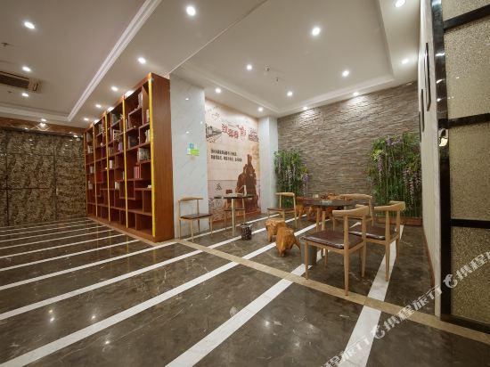 Ганьчжоу: Zhangjiang Holiday Hotel (Ganzhou Jiufang Branch store)