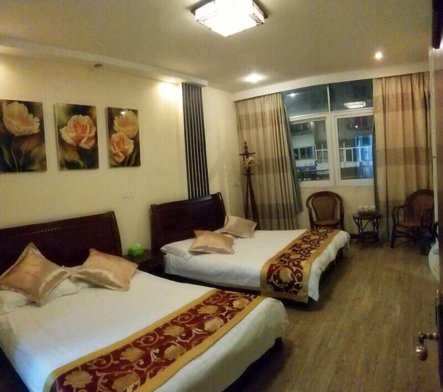 Цзясинь: Yue Yue Theme Hostel