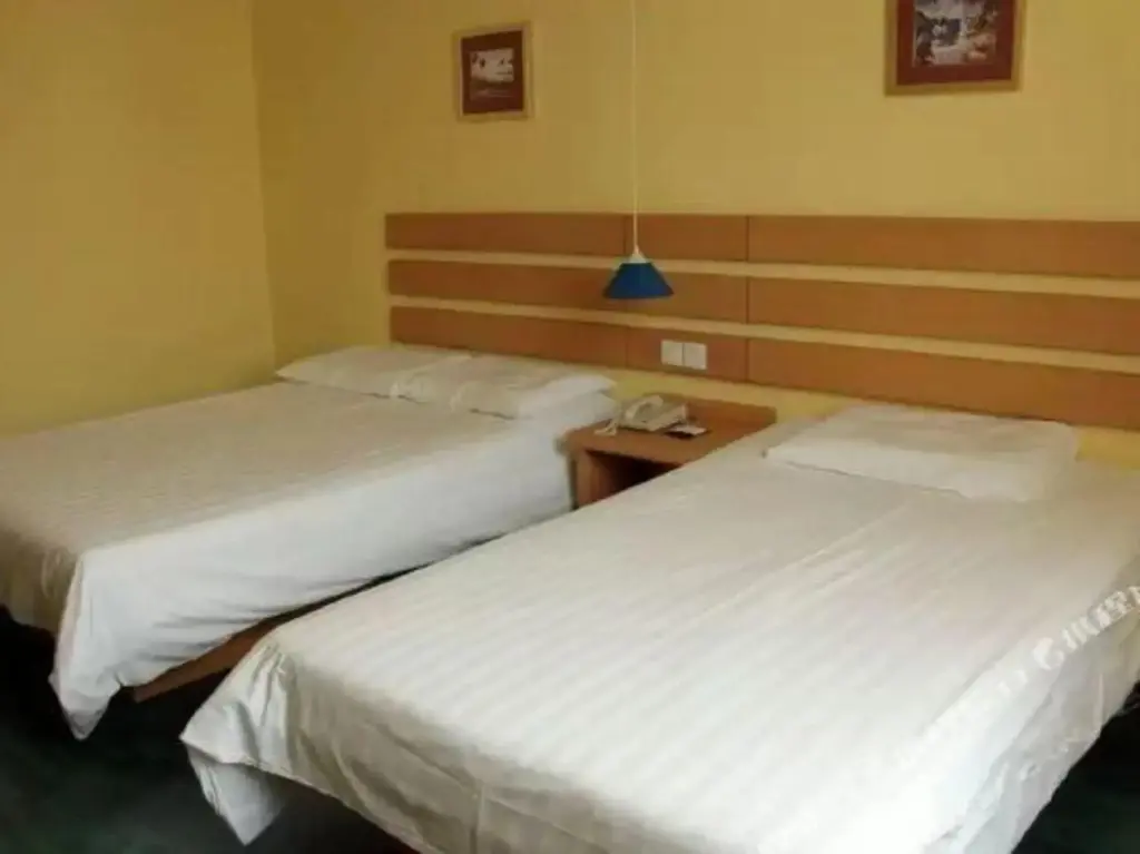 Пэнлай: Home Inn Penglai Dengzhou Road Zhenhua Branch
