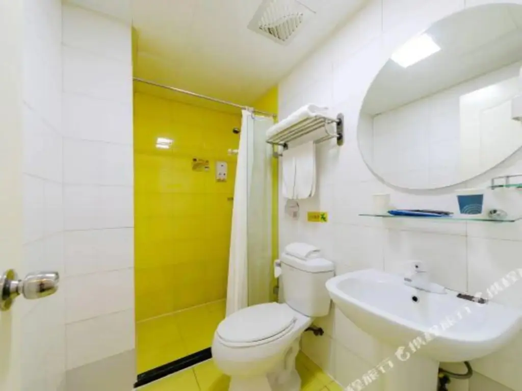 Пэнлай: Home Inn Penglai Dengzhou Road Zhenhua Branch