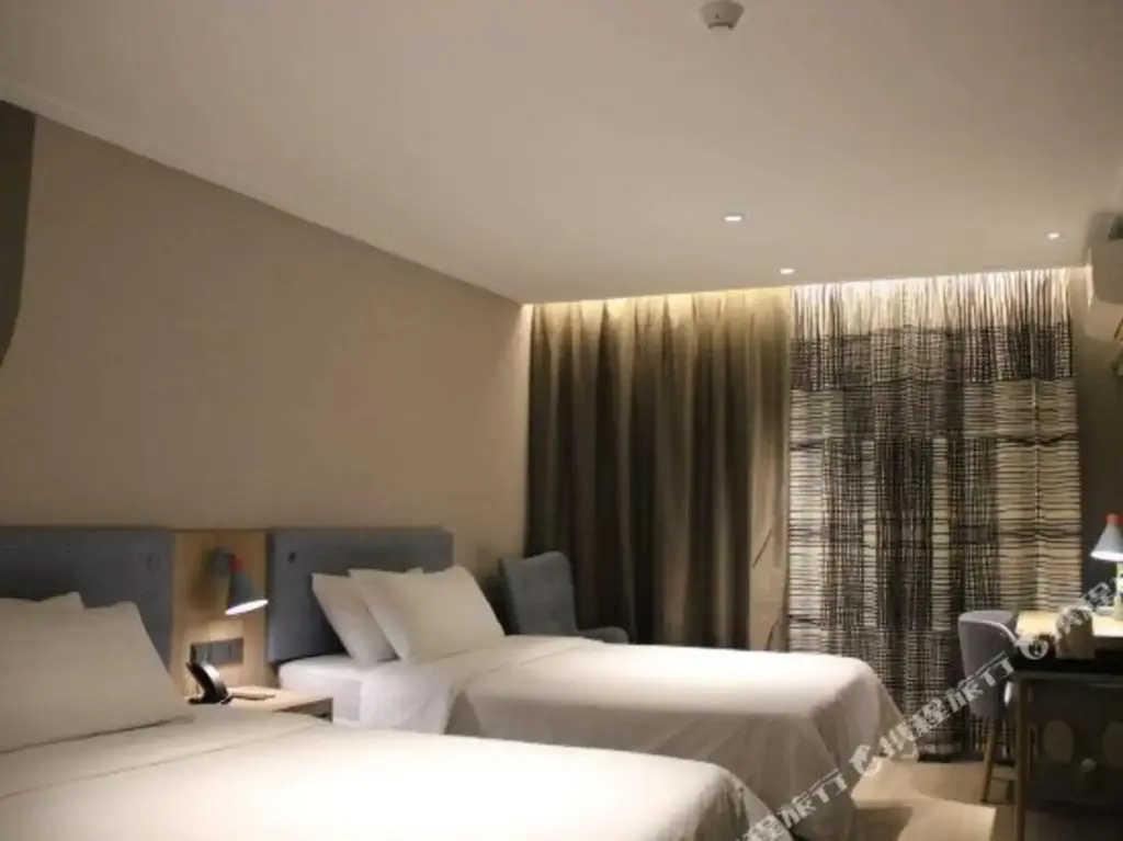 Пэнлай: Home Inn Penglai Dengzhou Road Zhenhua Branch