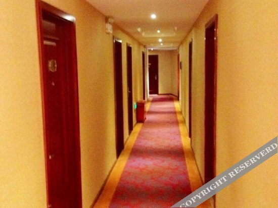 Цзясинь: Ningtong Hotel
