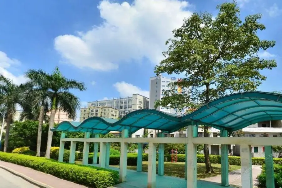 Шэньчжэнь: Vienna International Hotel (Shenzhen East Station, Ha Shui Keng Subway store)