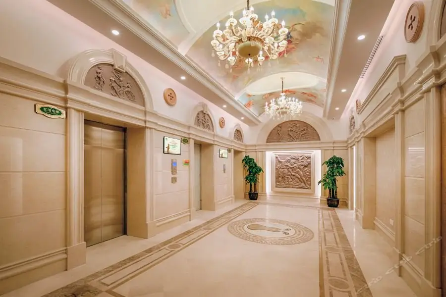 Шэньчжэнь: Vienna International Hotel (Shenzhen East Station, Ha Shui Keng Subway store)