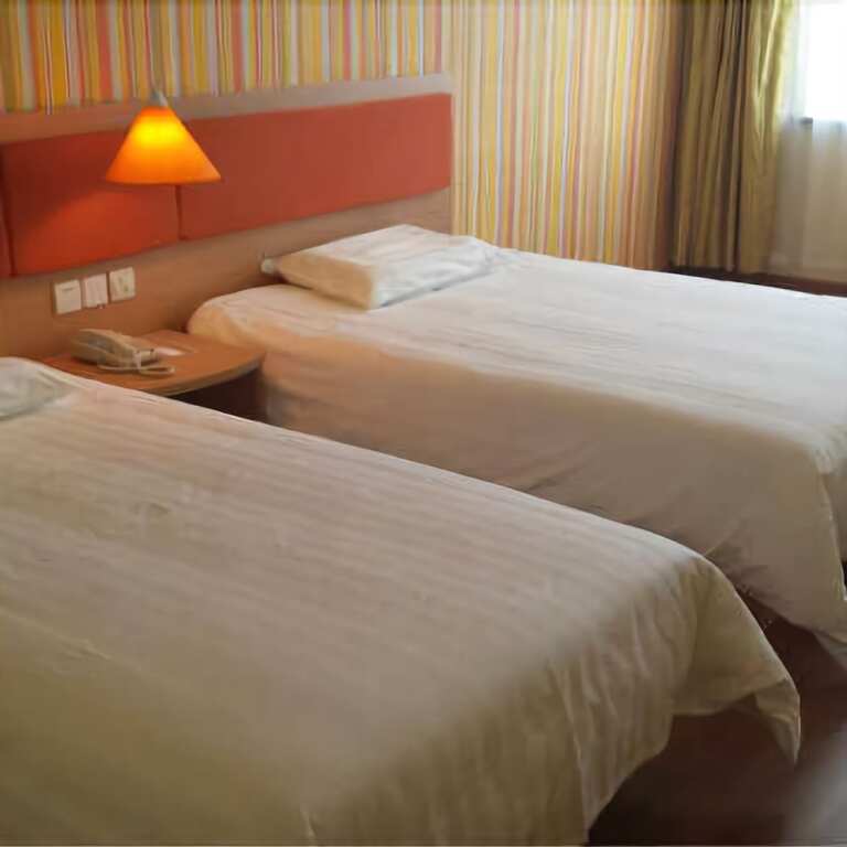 Инин: Home Inn