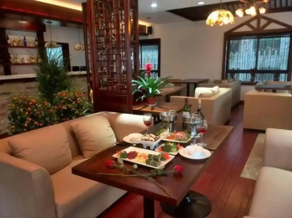 Хучжоу: Huanting· Shanshuitongli Hotel