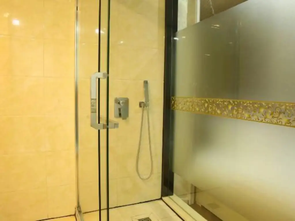 Хучжоу: Global Village Hotel
