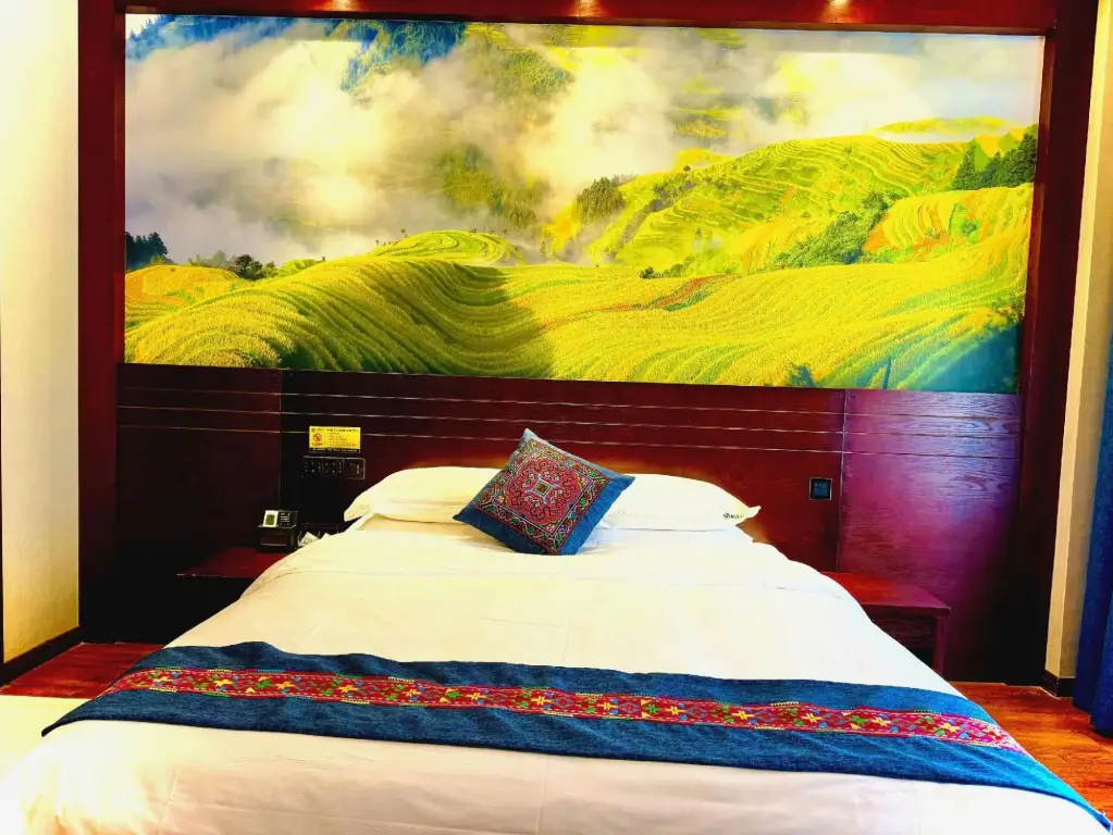 Ляньчжу: Mijng Qiyuan Minority Theme Hotel