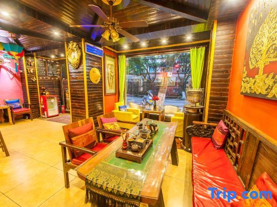 Little Chiang Mai Sky Mirror Store (Yangshuo West Street Longtoushan Wharf Store) — фото 1