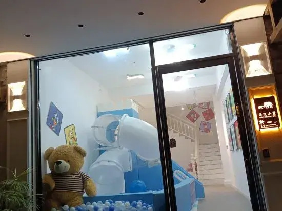 Яншо: Little Chiang Mai Sky Mirror Store (Yangshuo West Street Longtoushan Wharf Store)