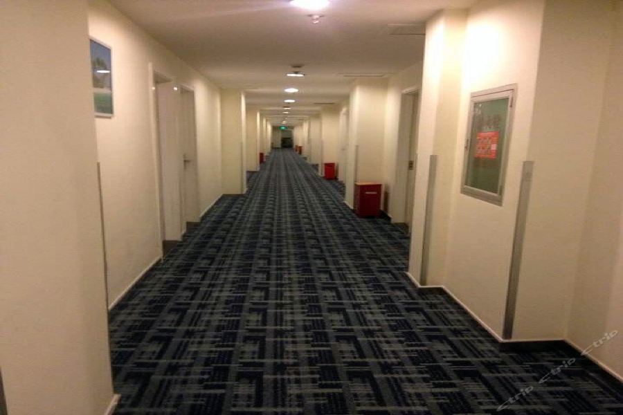 Пекин: 7Days Inn Chain Hotel (Beijing Miyun Gulou Street)
