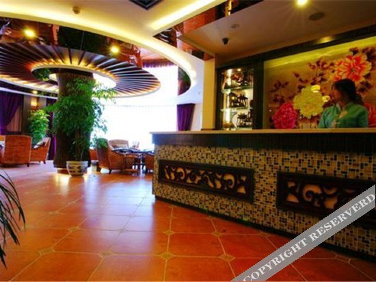 Яань: Zixiao Hotel