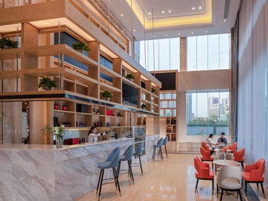 Kyriad Marvelous Hotel Shenzhen Longhua Guanlan Zhucun Subway Station — фото 1