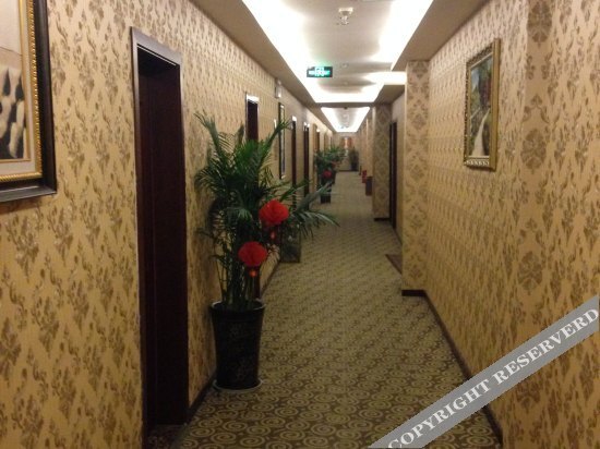 Shenghong Business Hotel — фото 1