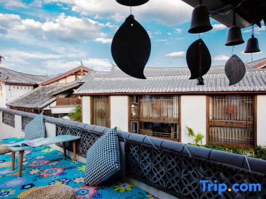 The Old Town of Lijiang Yunshui · Old town palace Linxi Xiaoyin Resort (Sifang Street Store) — фото 1
