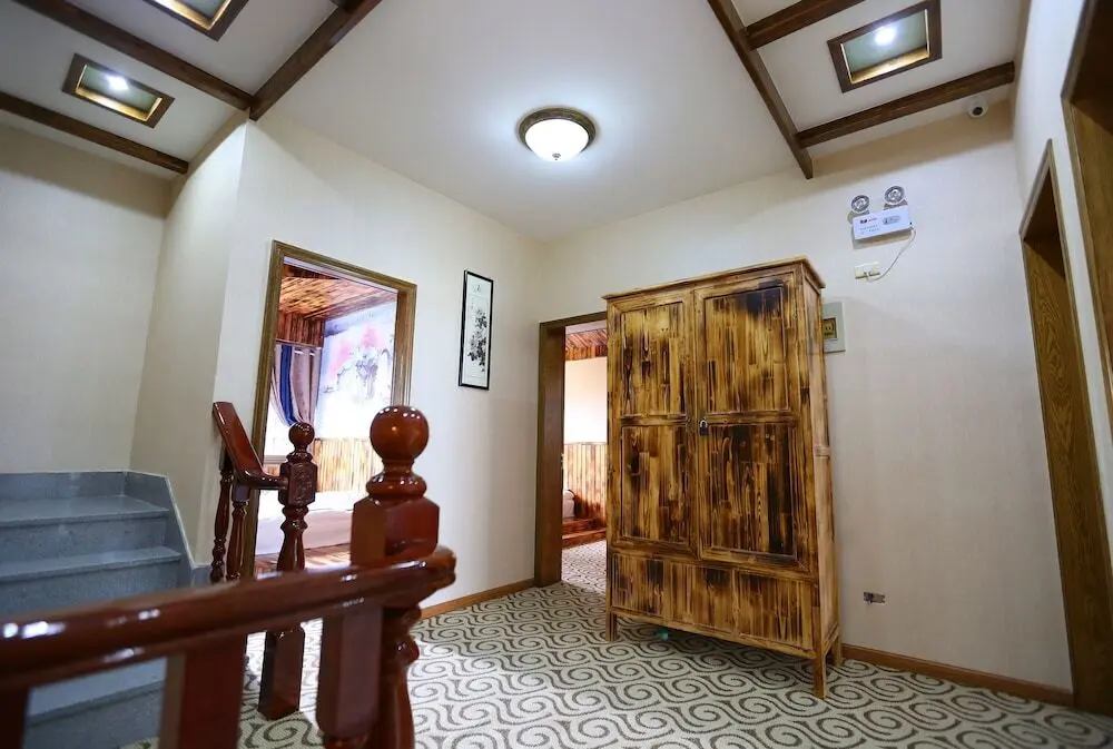Цзясинь: Wuzhen Qinggengyudu Guesthouse West