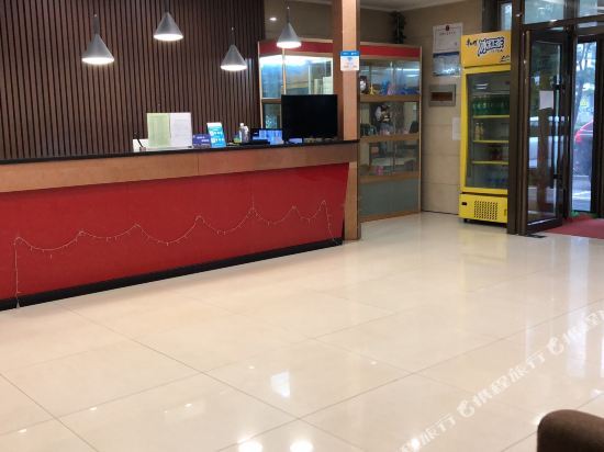 Tonglin Business Hotel — фото 1