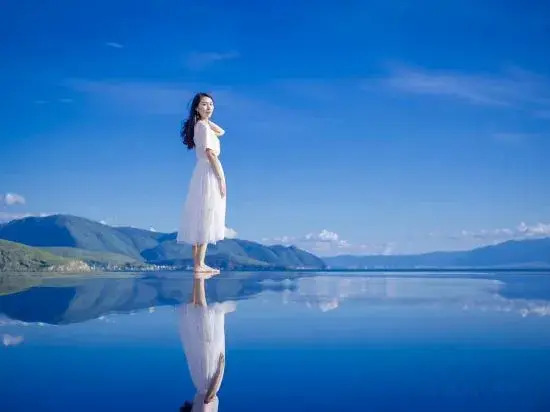 Дали: Sea Light Seascape Resort Hotel (Dali Yixi · Harbor Hotel)