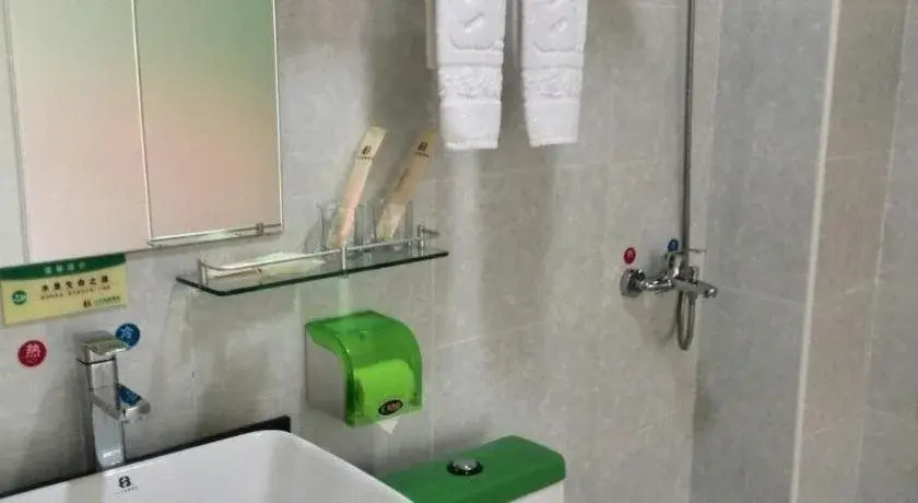 Дунгуань: 8 Inn (Dongguan Dalang RT-Mart)