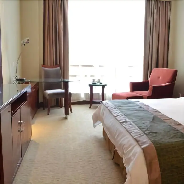Наньтун: International Hotel