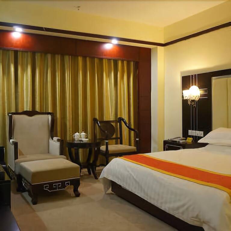 Маоминг: City Comfort Inn Hotel (Maoming Dianbai District People's Hospital Wanda Plaza)