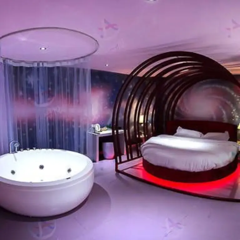 Циндао: New Aiyue Hotel (Qingdao Haichang Polar Ocean World)