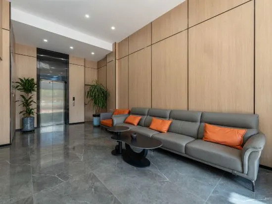 Вэйхай: GreenTree Inn Express Hotel (Weihai High-speed Railway Terminal Port Branch)