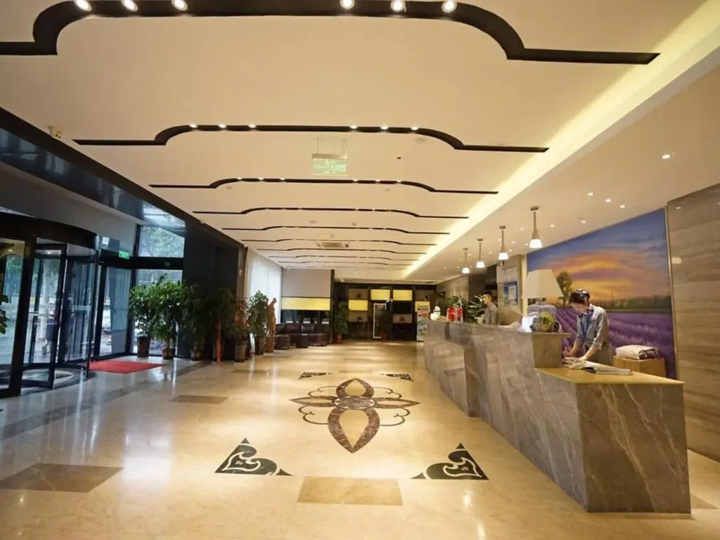 Цзинань: Lavande Hotels·Jinan Gongye Nan Road CBD Center