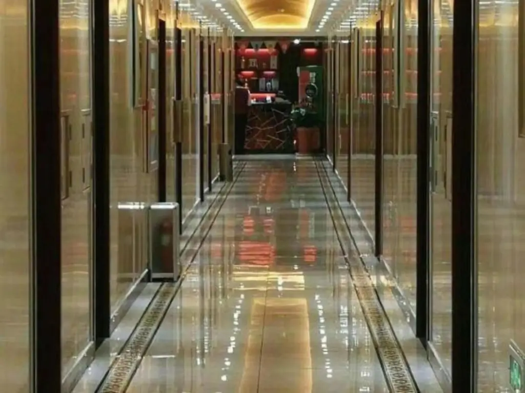 Luo Bei Chun Hotel — фото 1