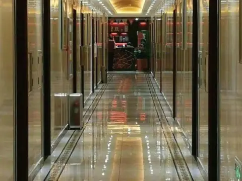 Luo Bei Chun Hotel — фото 1