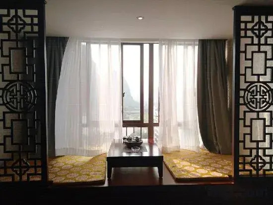 Байсе: Jingxi Saint Paul Hotel (Longtan Wetland Park Branch)